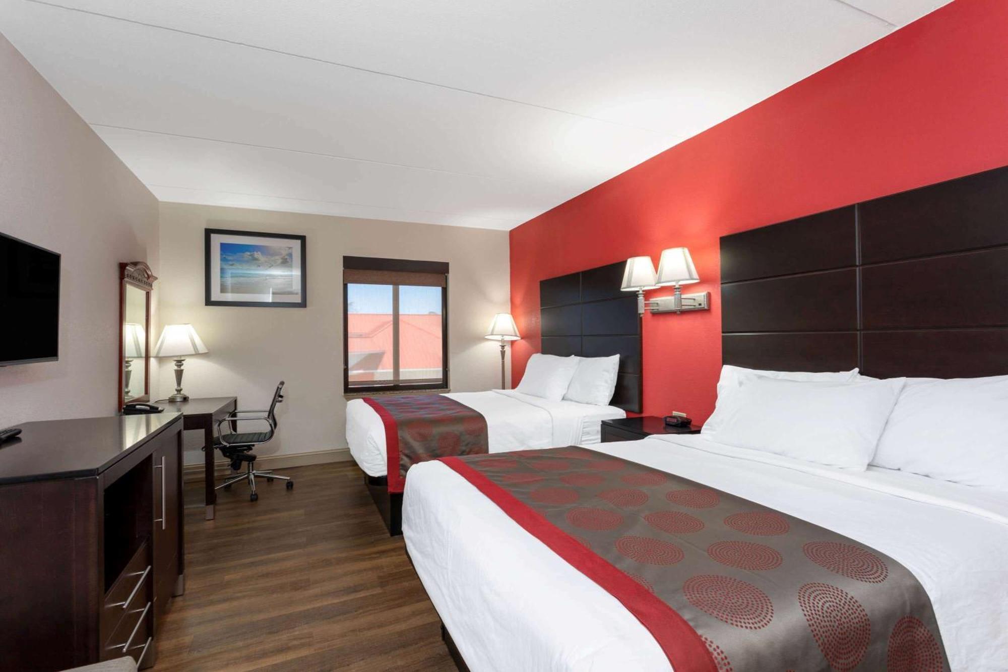 Ramada By Wyndham Panama City Exterior foto